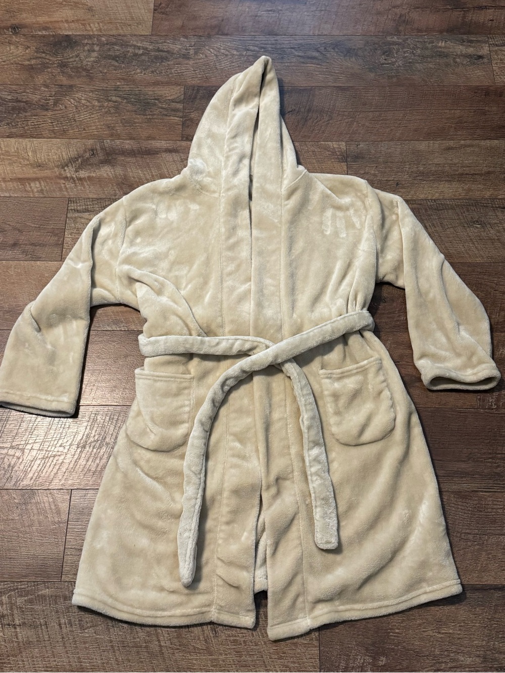 Summer & Rose Cozy Hooded Plush Bathrobe